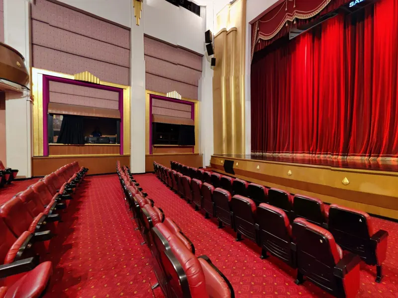 Chalerm Krung Royal Theatre