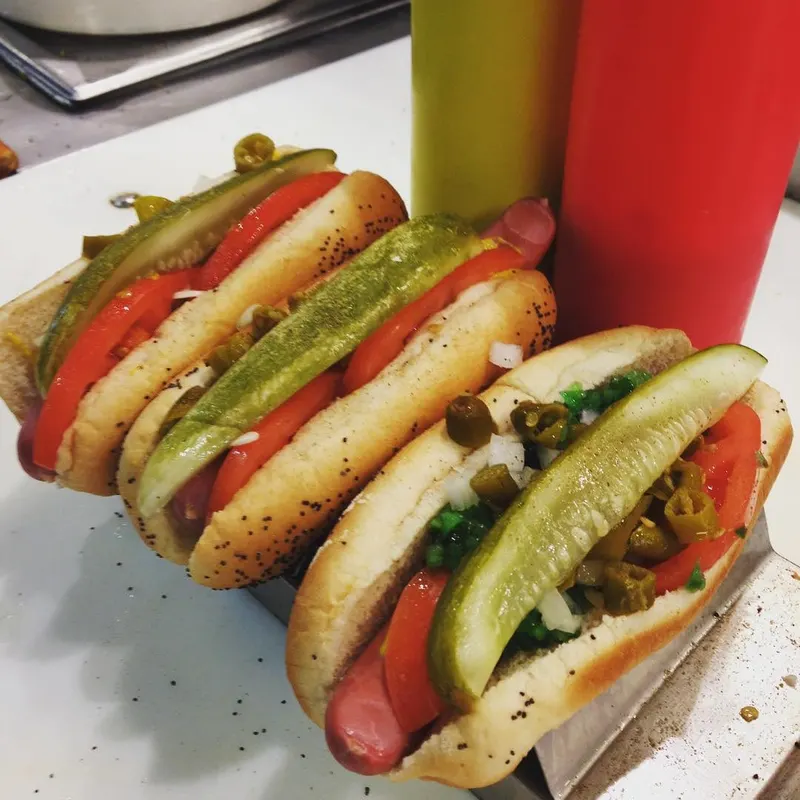 Devil Dawgs on State in South Loop, Chicago