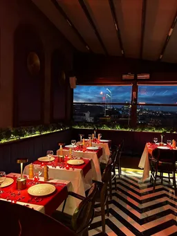 Glamour Rooftop Restaurant