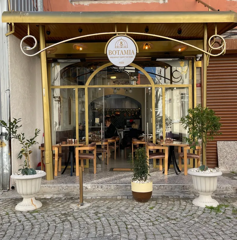 Botamia 1928 Breakfast & Brasserie