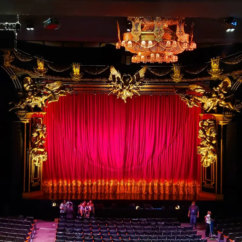 Teatro Abril