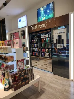 Al Hajis Perfumes Muscat Grand Mall