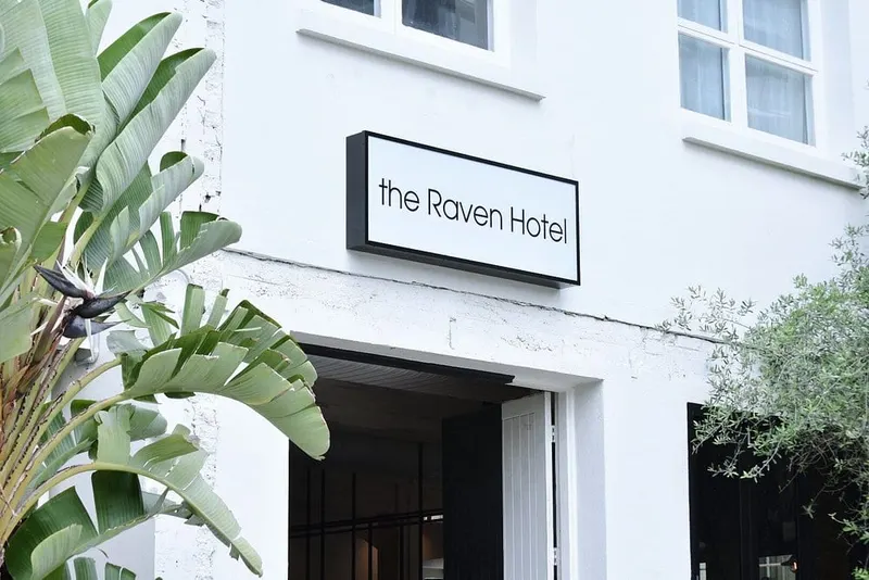 The Raven Hotel