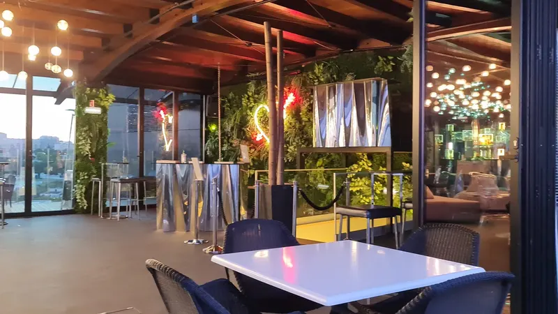 Sky Bar Oriente in Parque das Nações, Lisbon