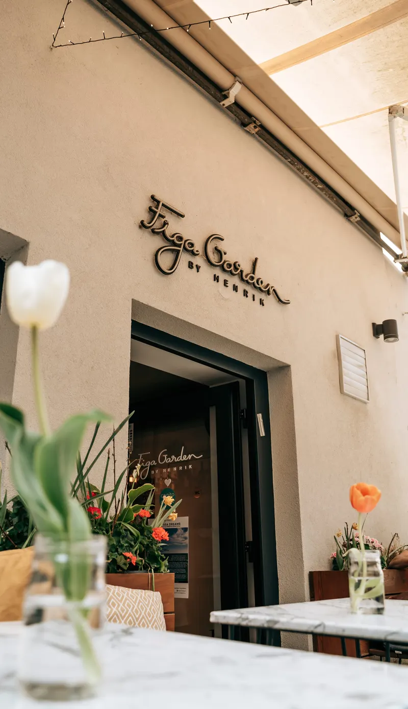 Figa Garden by Henrik