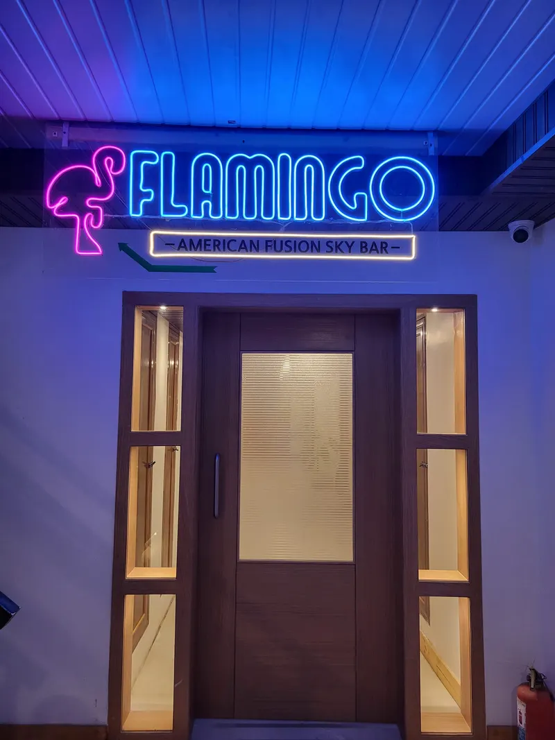 Flamingo Sky Bar - Live Music
