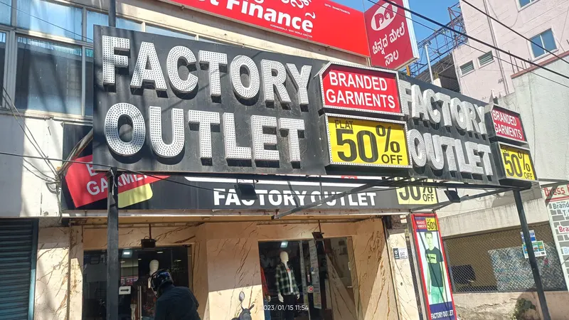 Factory Outlet - Multibrand Garments