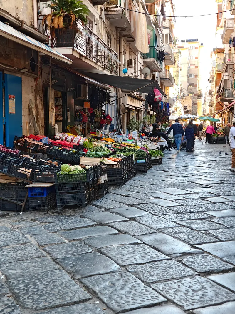Mercato Porta Nolana in Naples