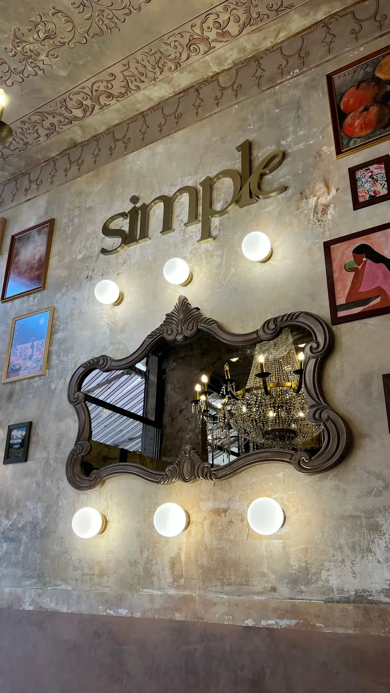 Simple Co Akaretler in Vişnezade, Istanbul