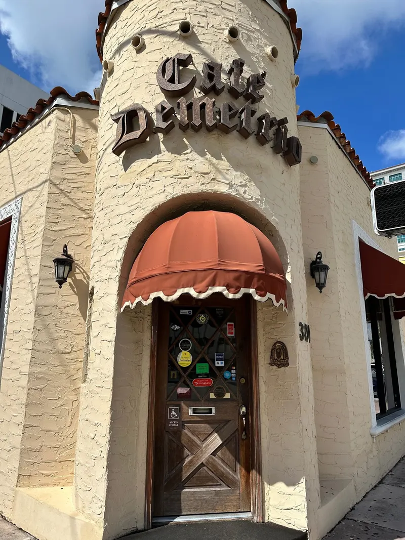 Café Demetrio in Gables Bayfront, Miami