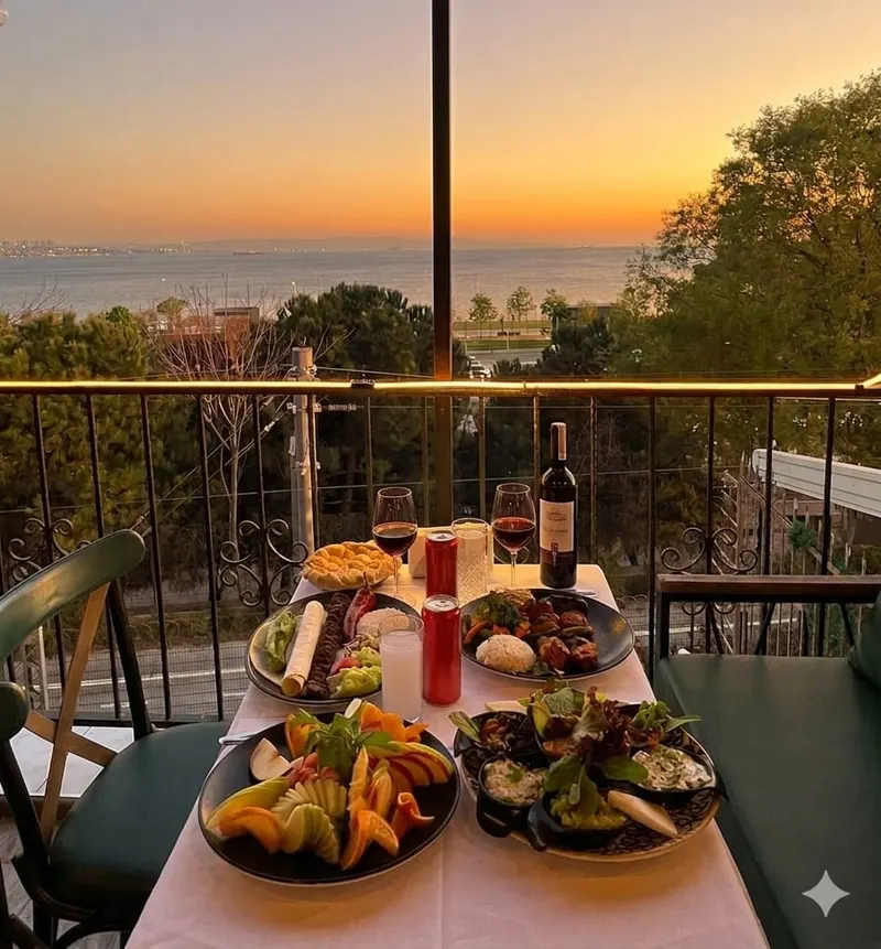 Seatanbul Bar & Restaurant Terrace