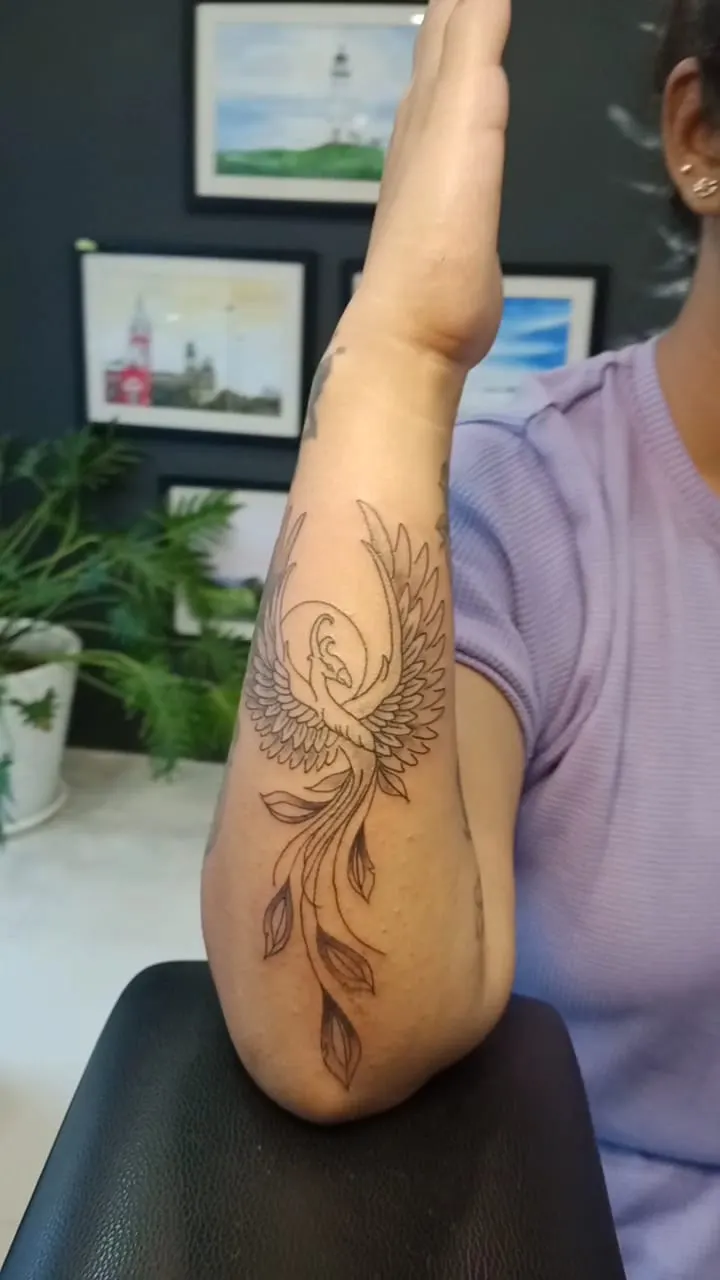 Dazzlink Tattoo and Art Studio
