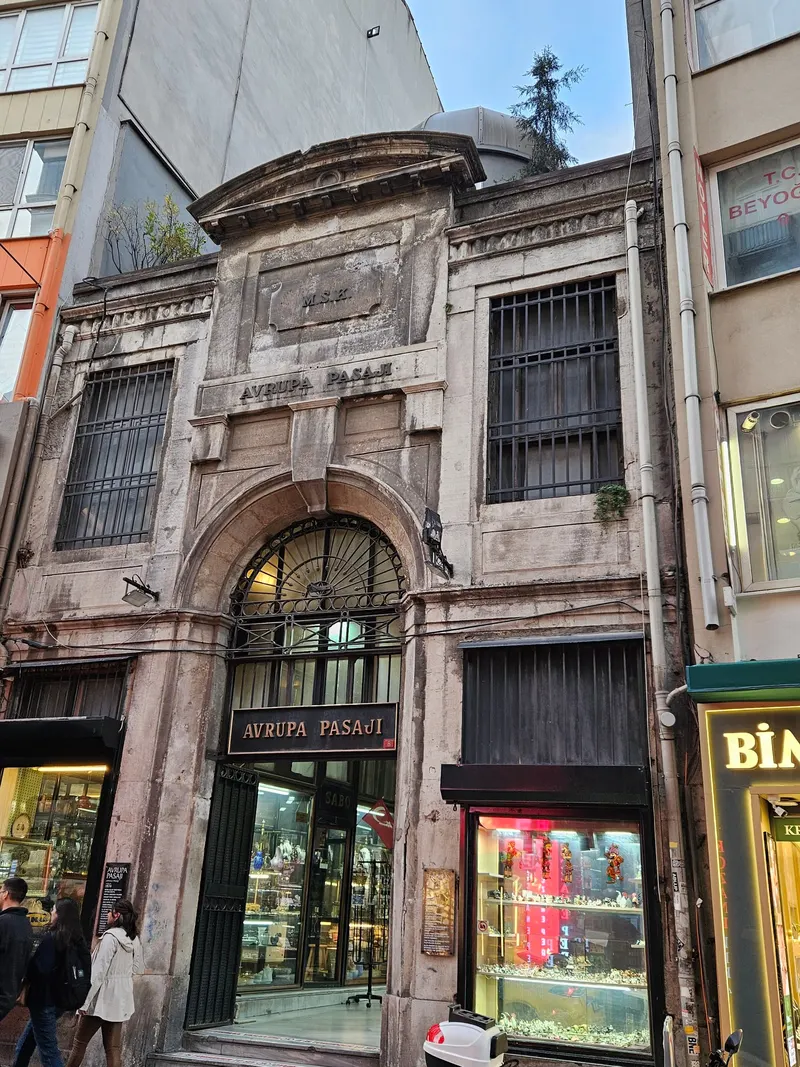 Avrupa Pasajı