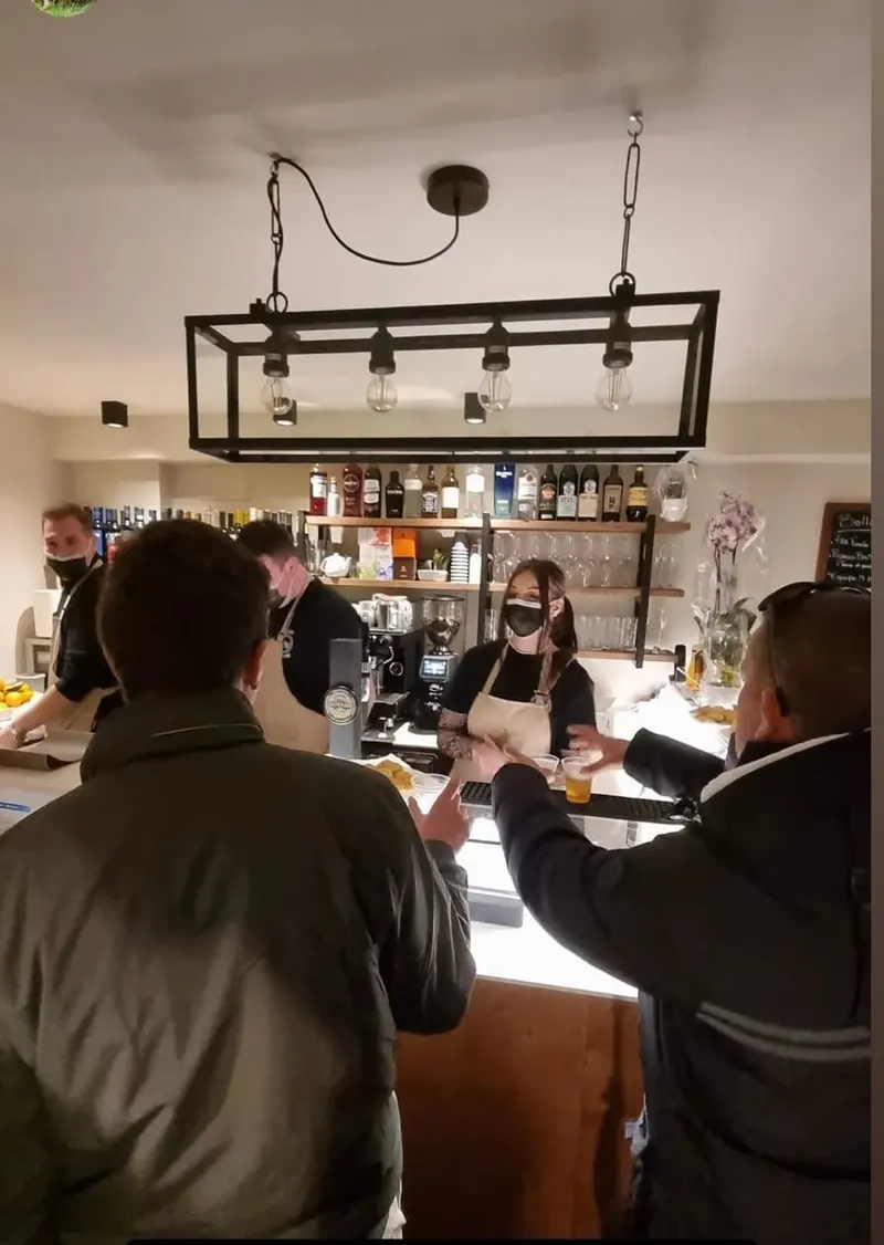 Bacaro Al Momoleto De Le Voie