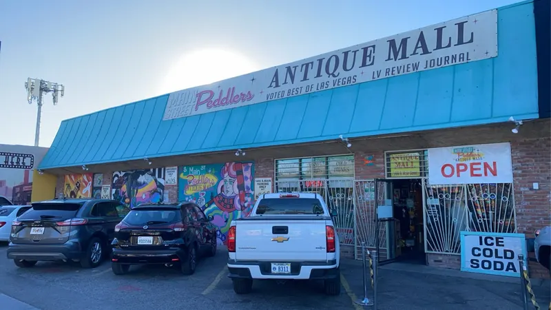 Main Street Peddlers Antique Mall