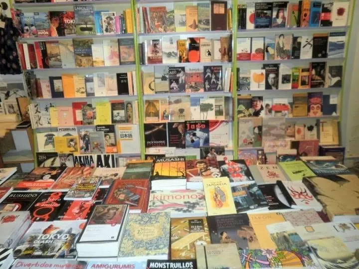 Haiku Barcelona - Librería y tienda japonesa