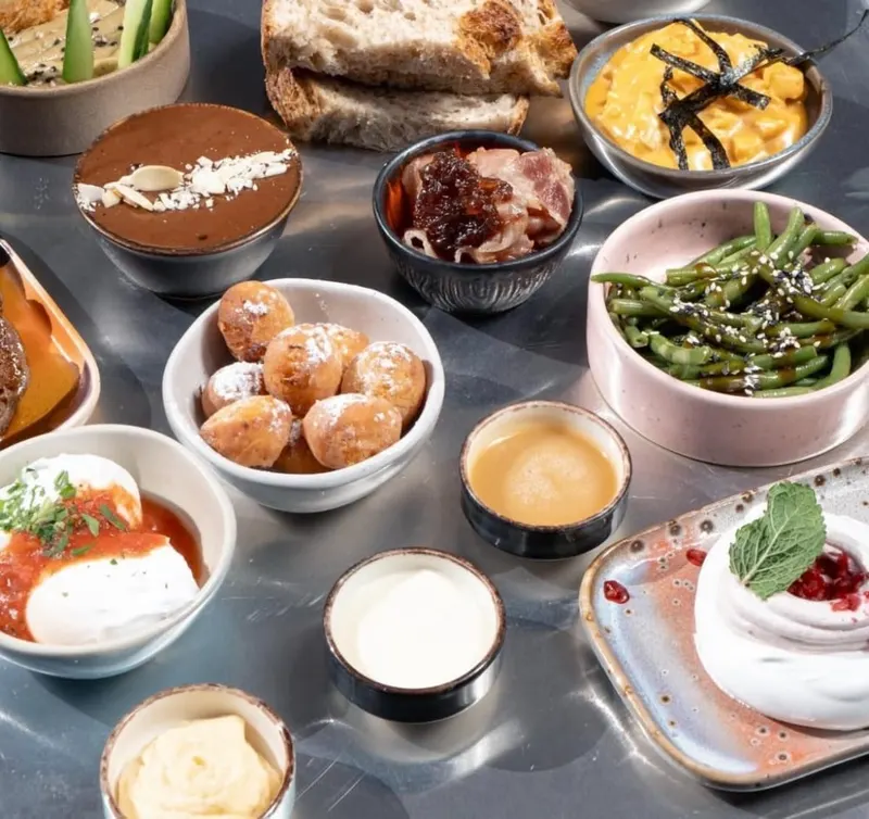 Mon Nom Bistro