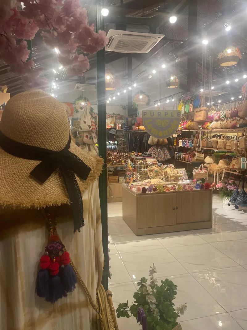 Bigi Shop Phuket Old