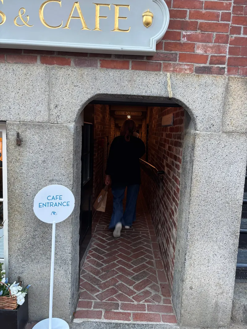 Beacon Hill Books & Cafe
