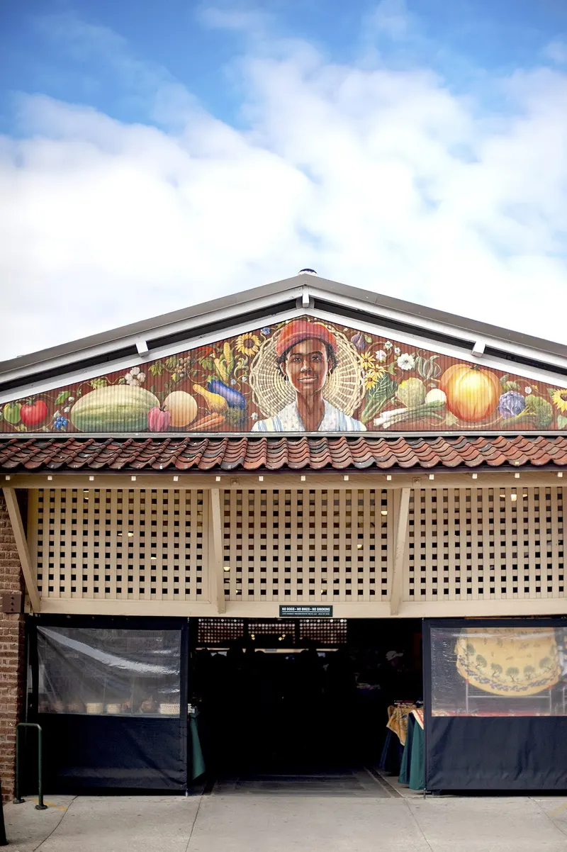 Historic Charleston City Market in Charleston