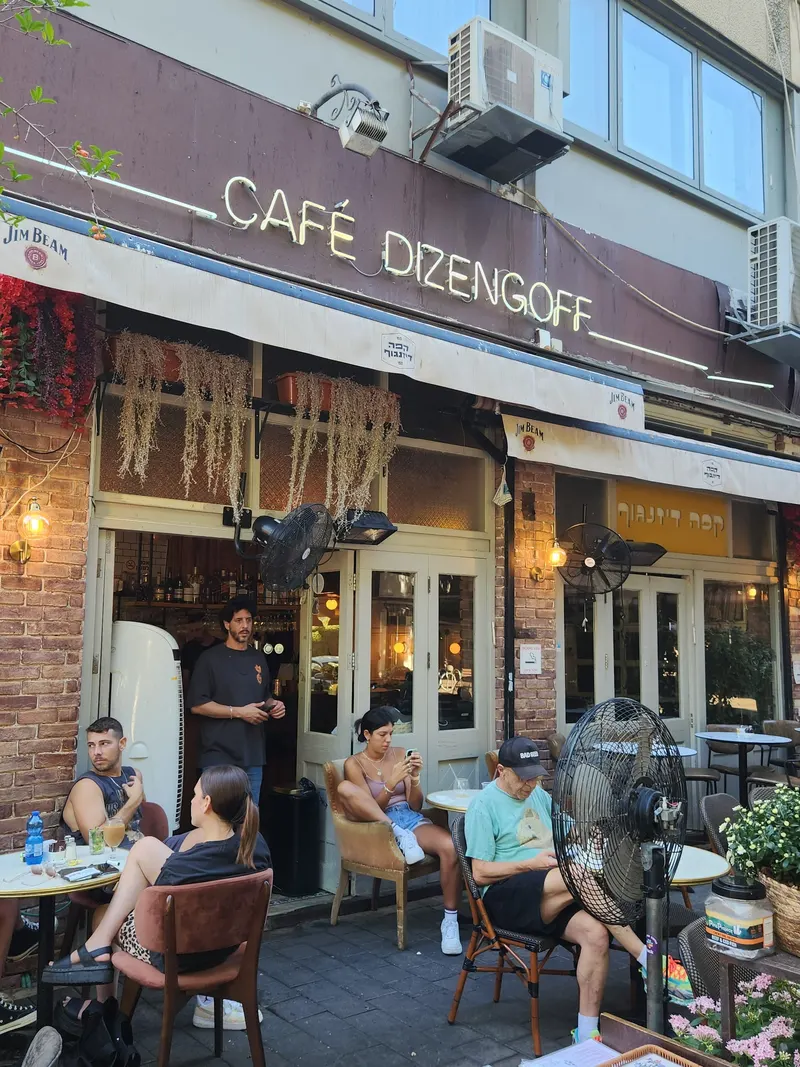 Dizengoff Cafe in Old North, Tel Aviv