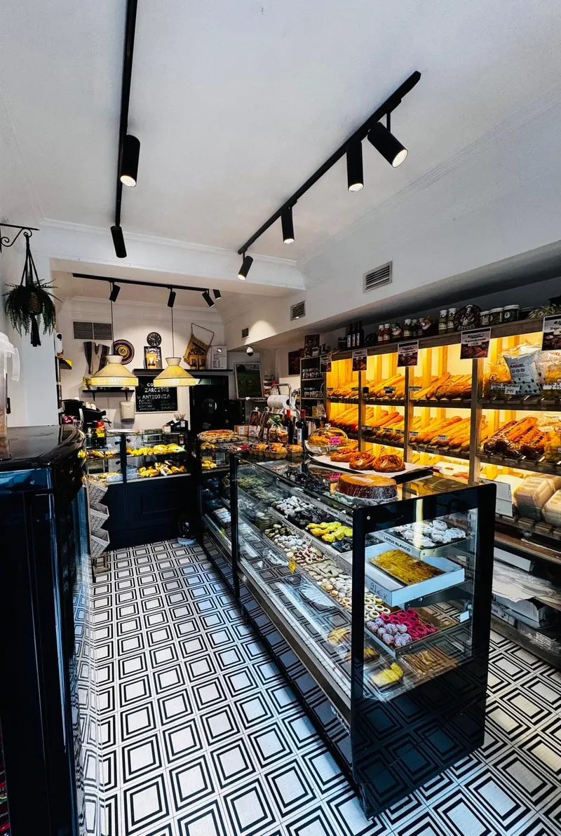 Brunette Café & Panadería in Vicálvaro, Madrid