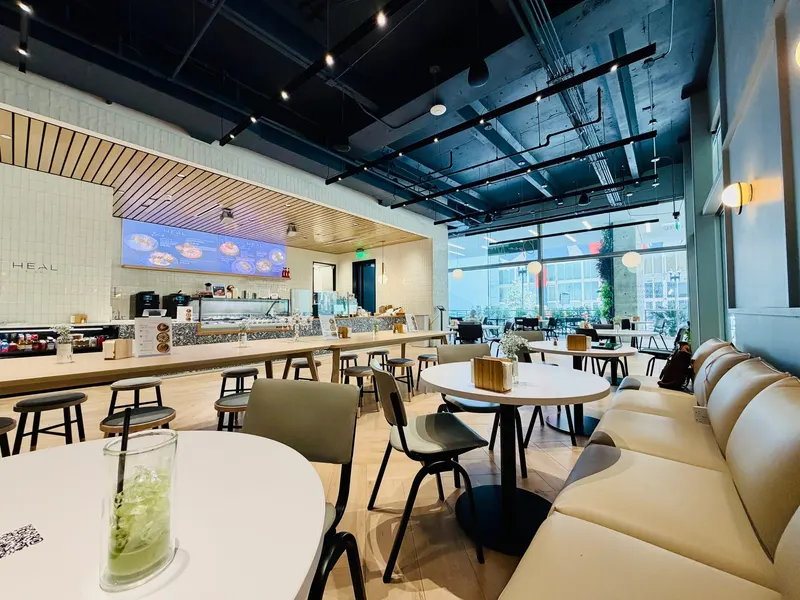 Heal Day Cafe in City Center, Miami