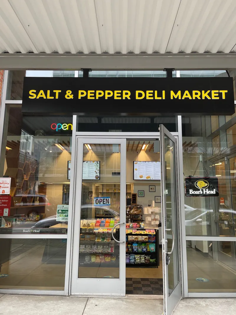 Salt & Pepper Deli Market in South Lake Union, Seattle