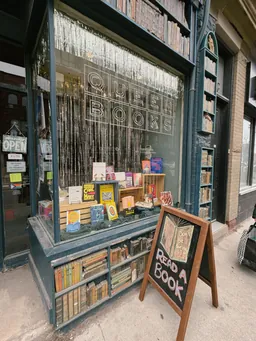 Queen Books