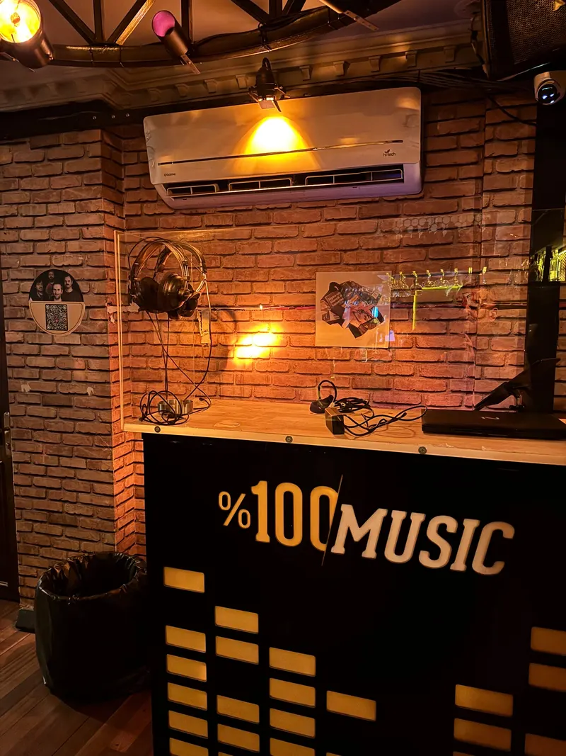 Marlen Bar