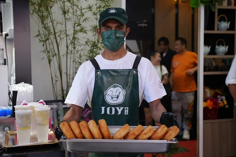 JOY歡喜MA LA TANG 歡喜牛肉饼 JOY歡喜奶茶