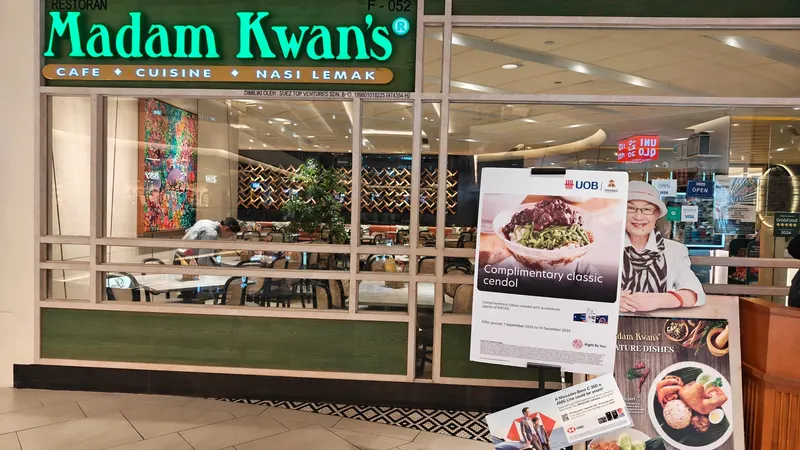 Madam Kwan's Mid Valley Megamall in Kampong Haji Abdullah Hukum, Kuala Lumpur
