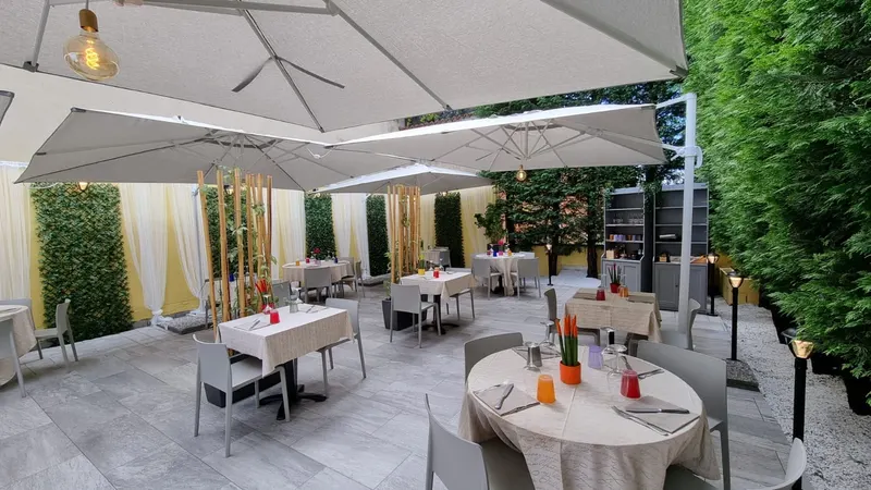 Ristorante Madreperla in Porta Magenta, Milan