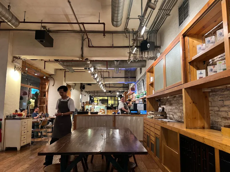 Monolog - Plaza Senayan