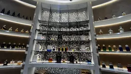 XXIV Perfume Bar – Tran Hung Dao