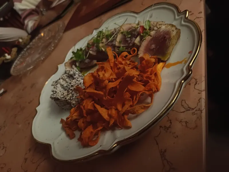 Dios Restaurant in Egipto, Bogota