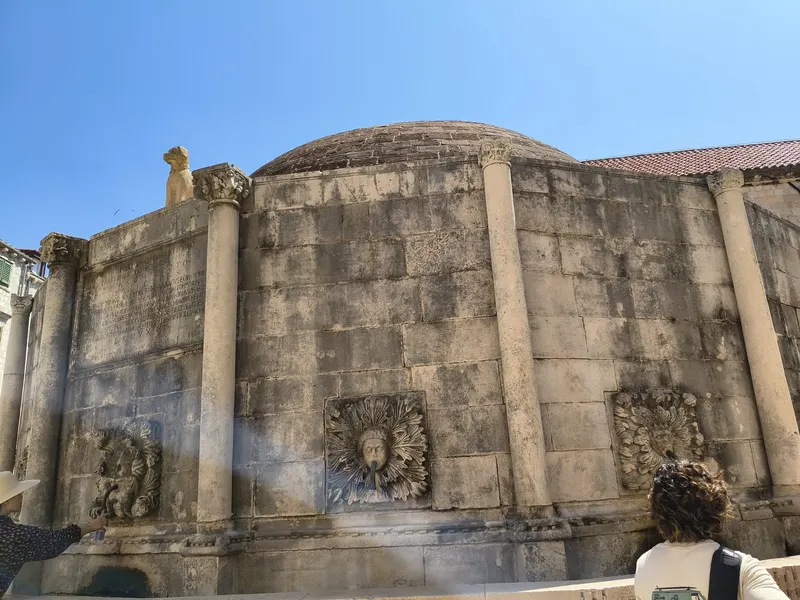 Onofrio's Large Fountain