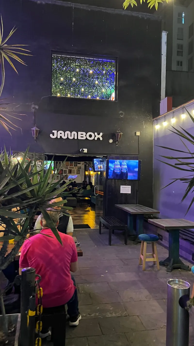 Jam Box Bar Cafe