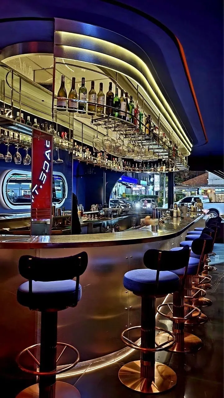 Spacetime Bar