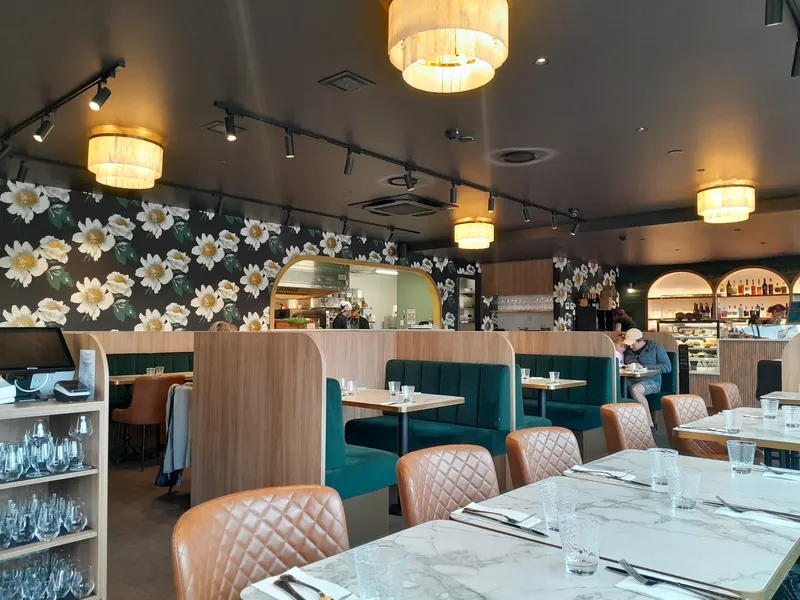 Etta Restaurant and Bar