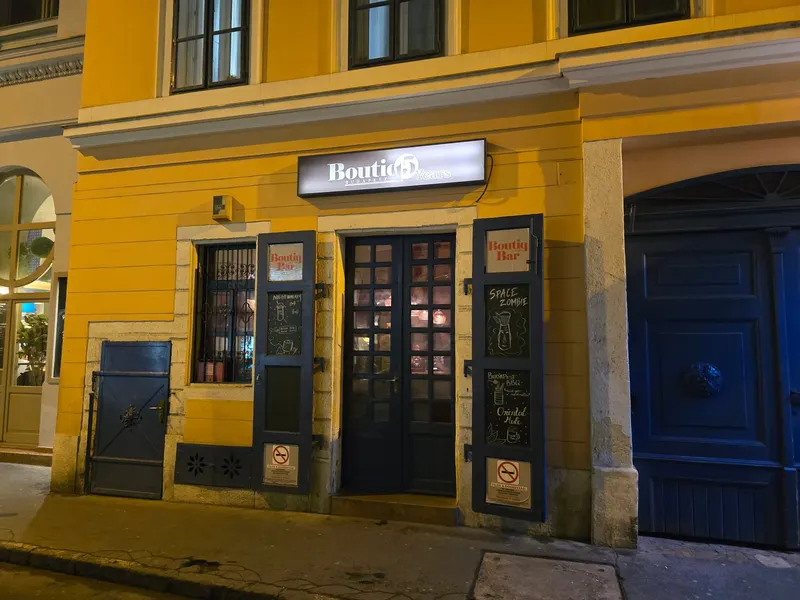 Boutiq Bar