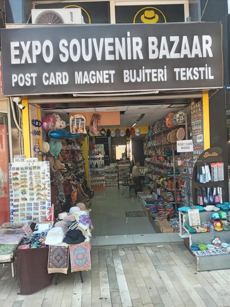 Expo Souvenir Bazaar Hadrian in Haşimişcan, Antalya