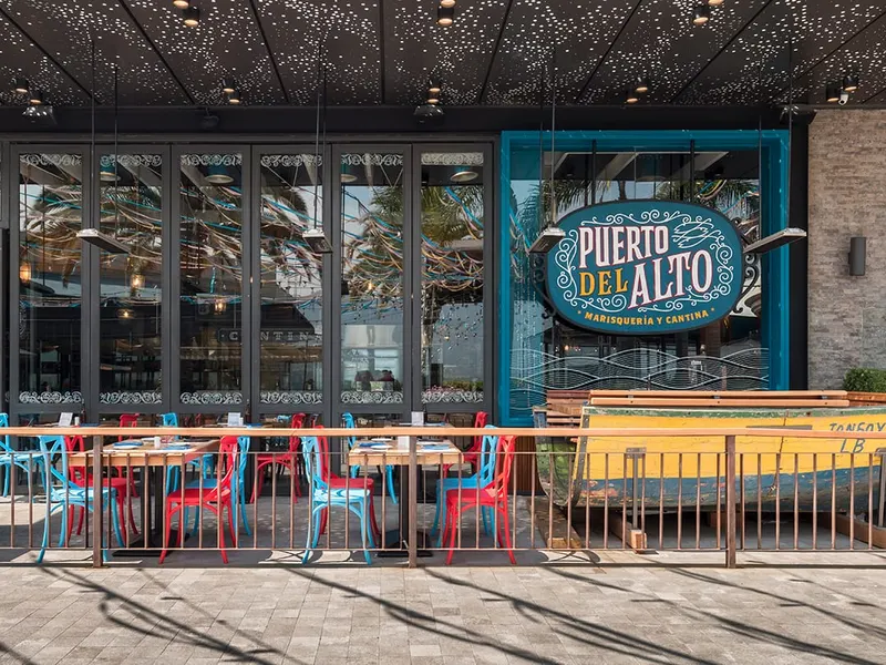 Puerto Del Alto in Las Condes, Santiago