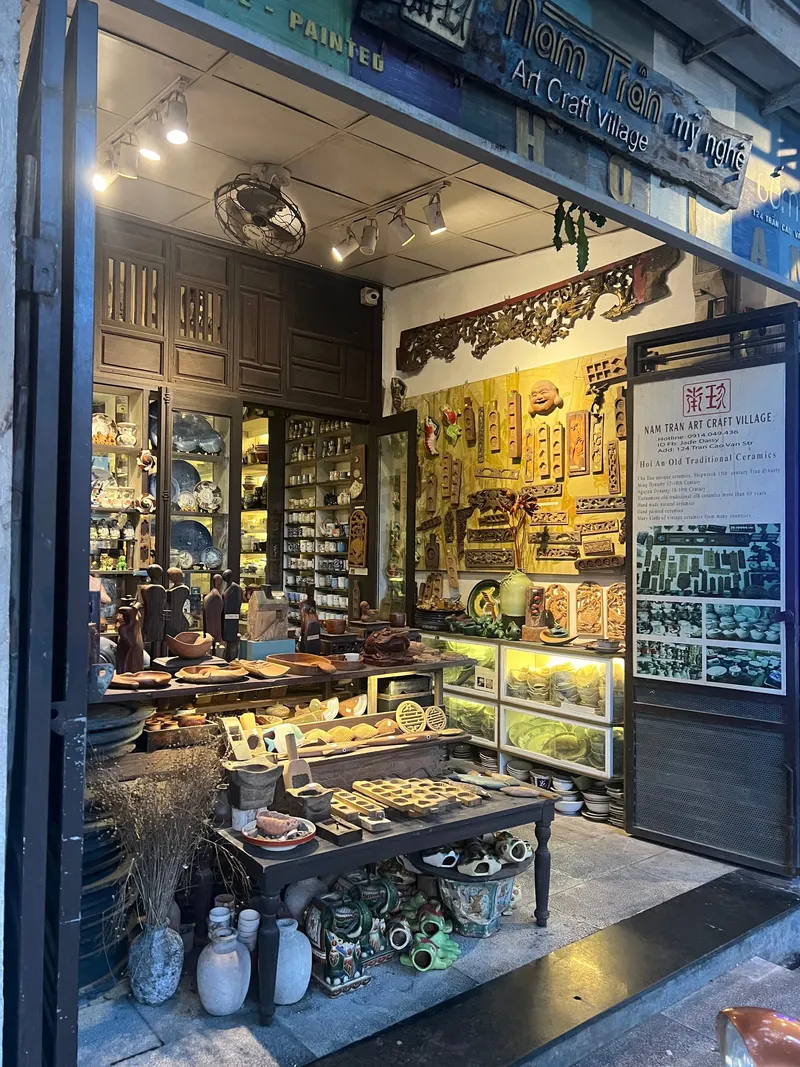 Nam Trân Art Craft Village