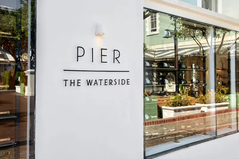 PIER Restaurant