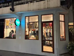 Famous Store
