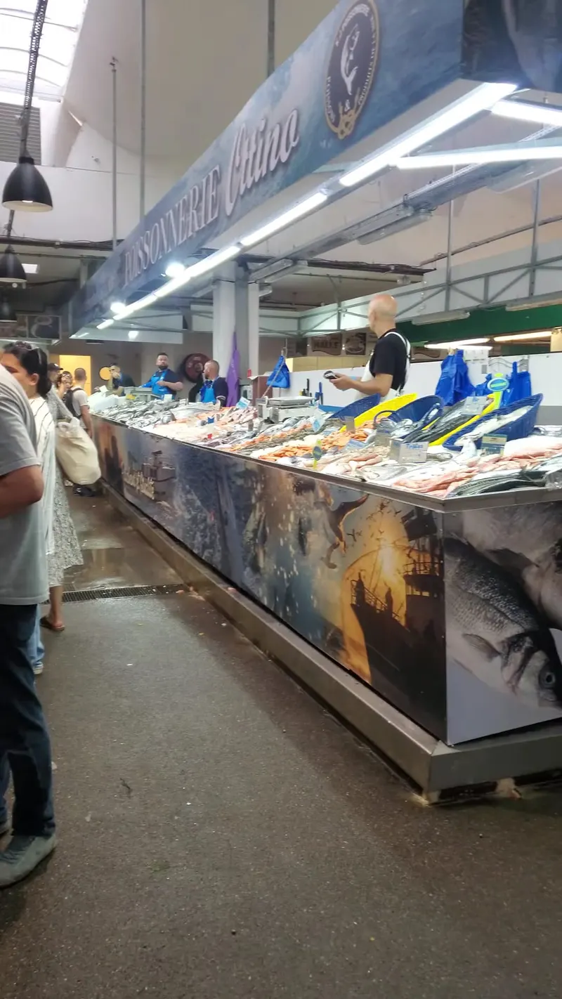 Marché Edgar-Quinet in Montparnasse, Paris