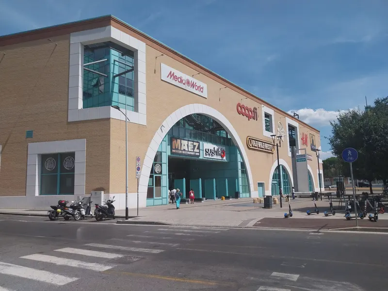 Centro Commerciale San Donato in Rifredi, Florence
