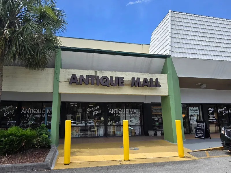 Cooper City Antique Mall in City Center, Miami