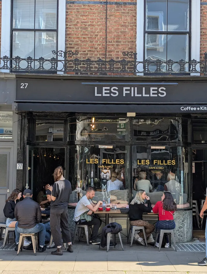 Les Filles Cafe Lancaster Gate in Westminster, London